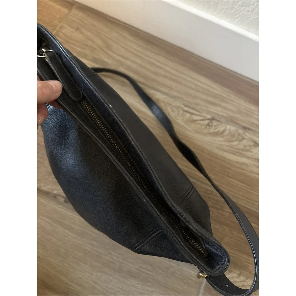 Vintage COACH Black Leather, Monterey Hobo Shoulder Bucket Bag, 90s USA